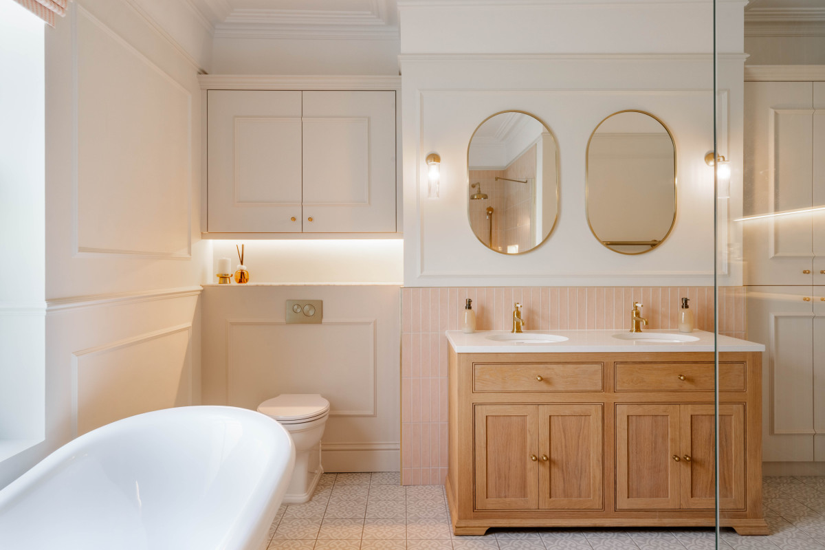 S11 Bathroom
